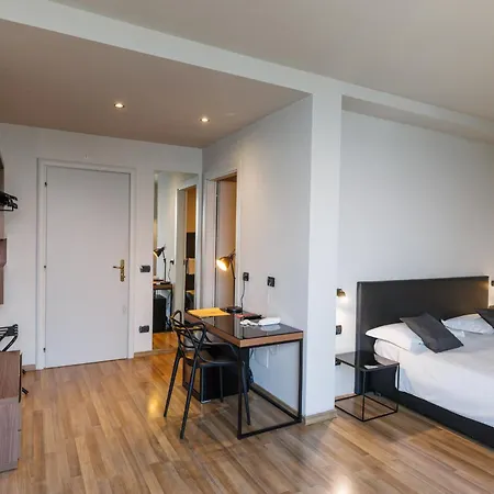 Piccolo Hotel
